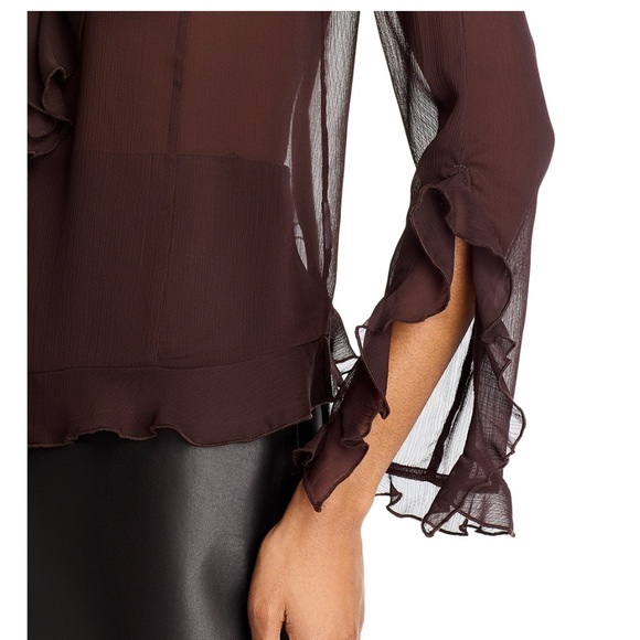 Lucy Paris Women’s V-Neck Ruffle Blouse - Picture 5 of 12